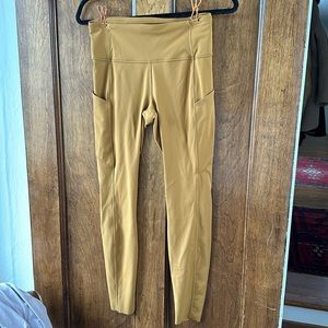 Lululemon mustard color leggings - size 8
